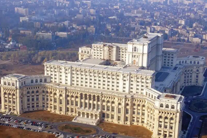 1. ארמון הפרלמנט (Palatul Parlamentului), בוקרשט