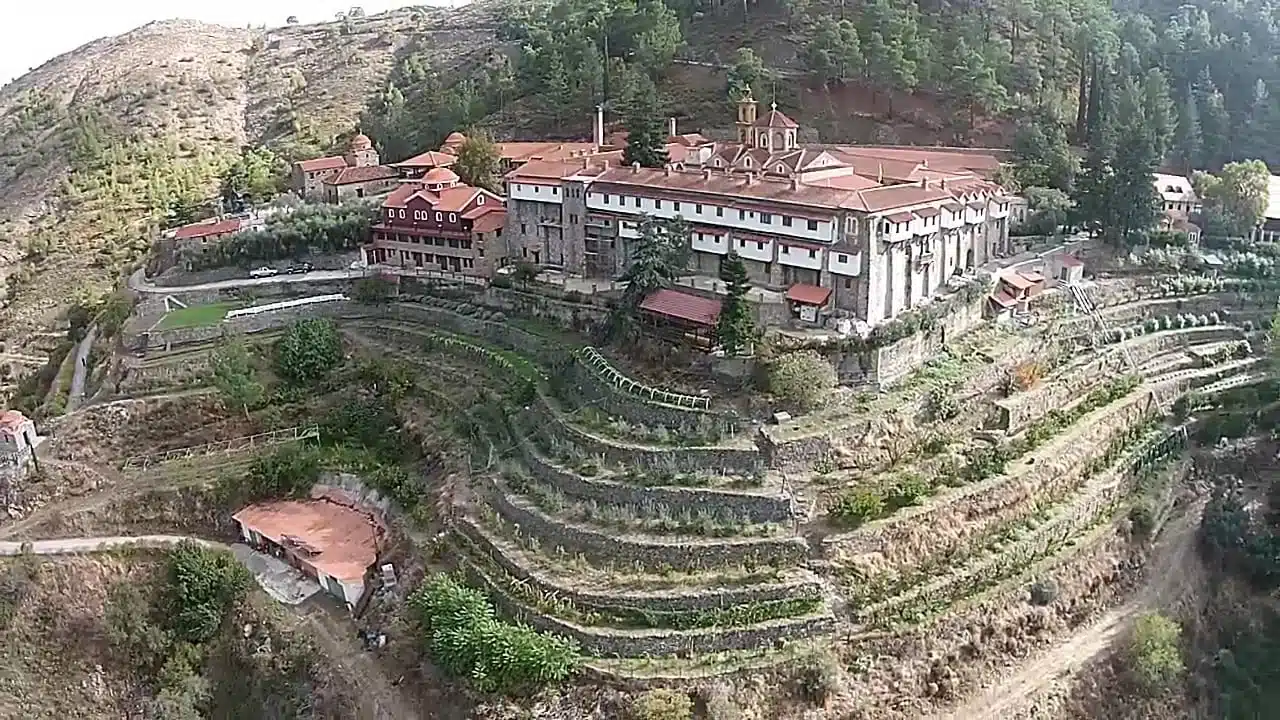 43. מנזר מאכראס (Machairas Monastery)